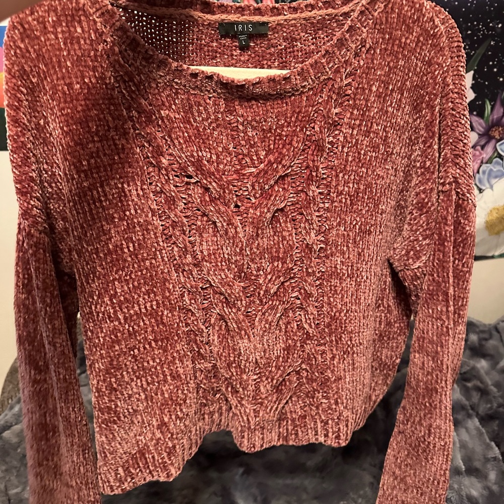 Iris knitted sweater